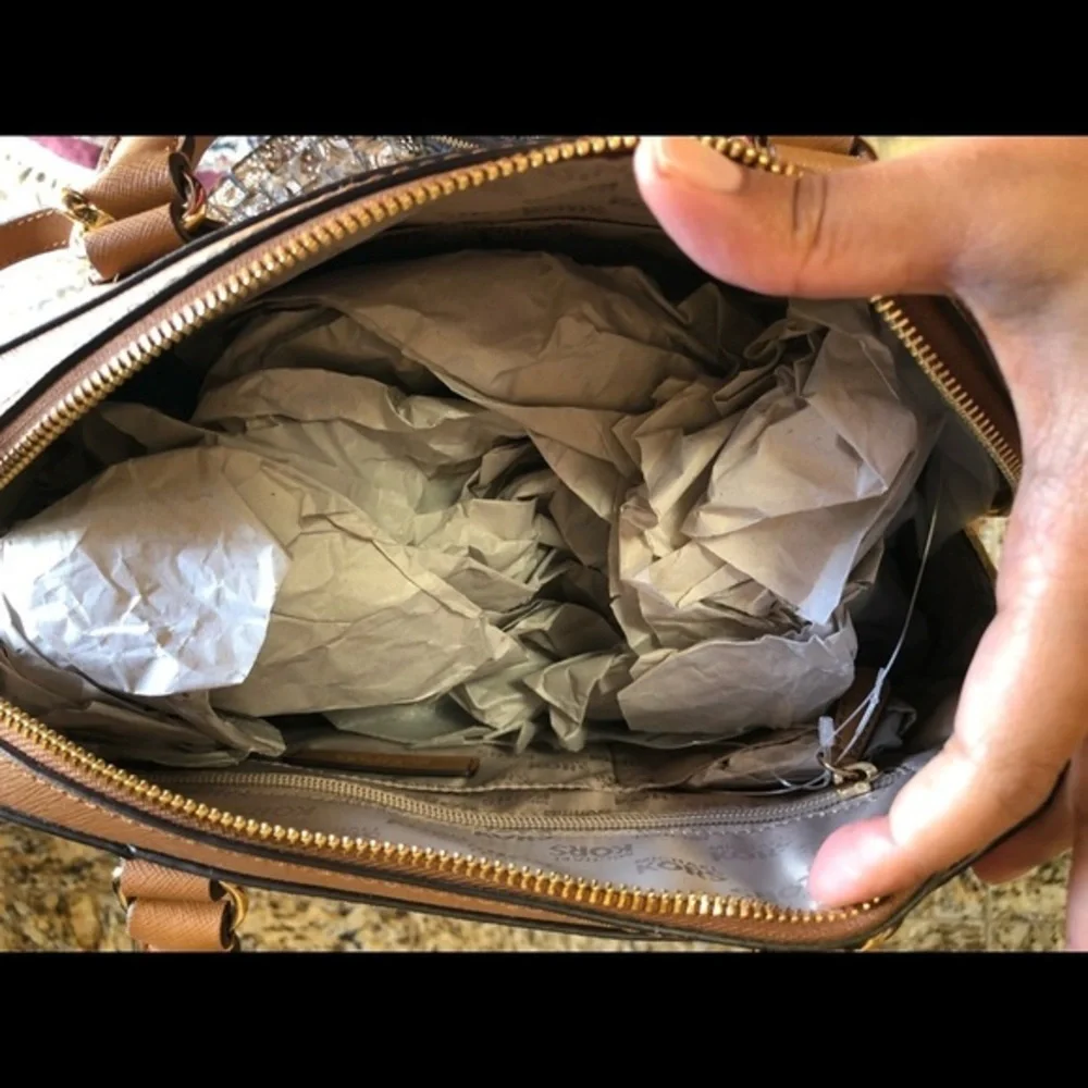 Michael Kors Large saffiano leather satchel+wallet